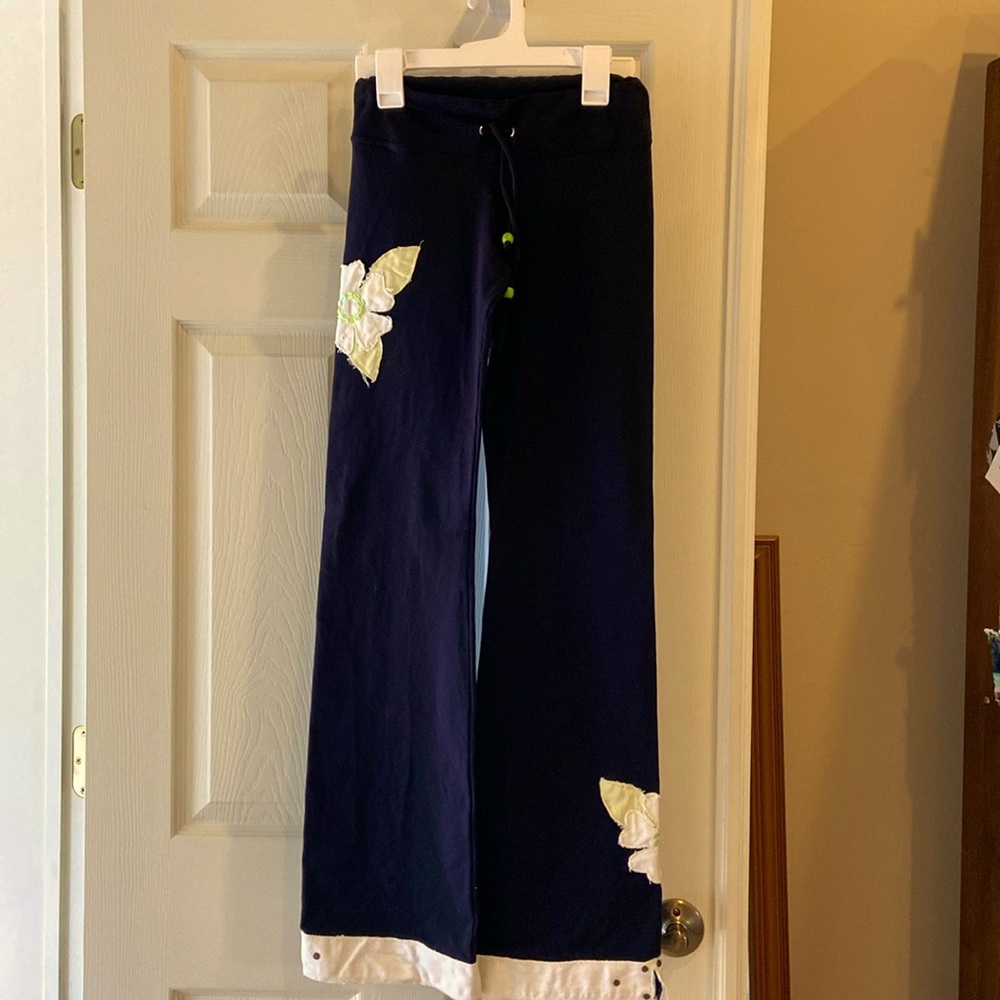 Boom boom Brazilian pants! Size M